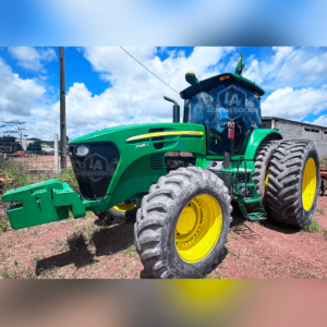 Trator John Deere