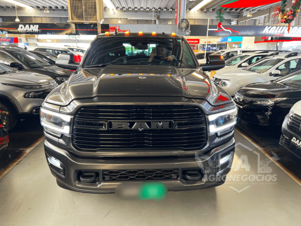 Dodge Ram 2500 Night E - Imagem 5
